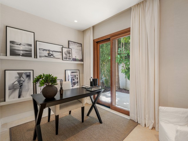 4 Schlafzimmer Villa in Las Brisas
