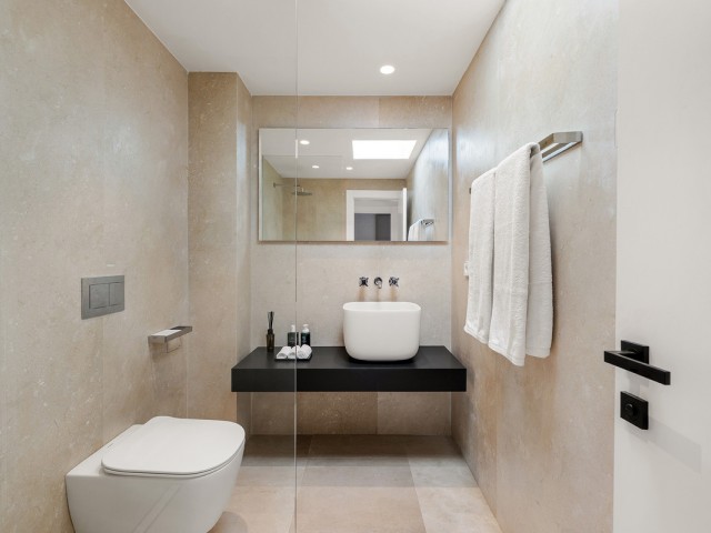 4 Schlafzimmer Villa in Las Brisas