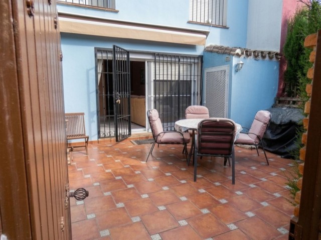 Rijtjeshuis, Rio Real, R5407186