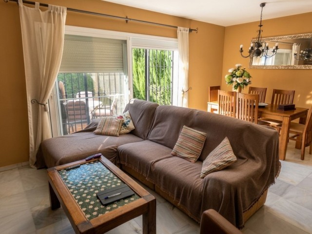 Rijtjeshuis, Rio Real, R5407186