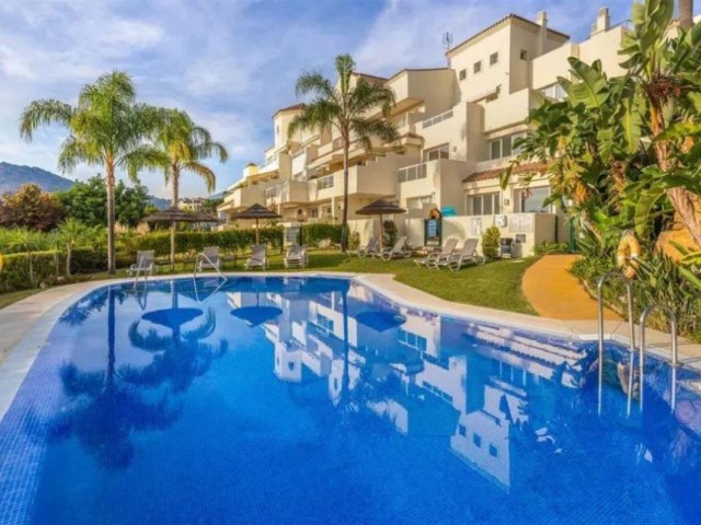 Apartment, Benahavis, R5435071