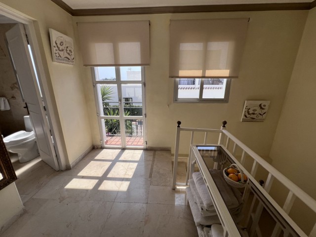3 Bedrooms Townhouse in El Paraiso