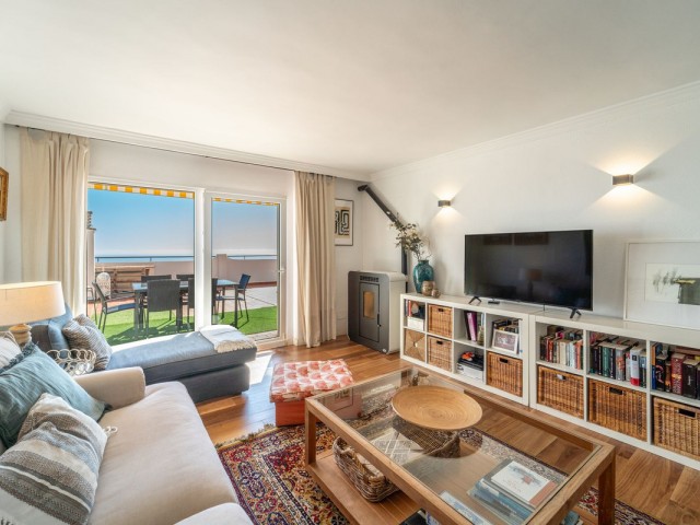 Apartamento con 4 Dormitorios  en Benalmadena Pueblo
