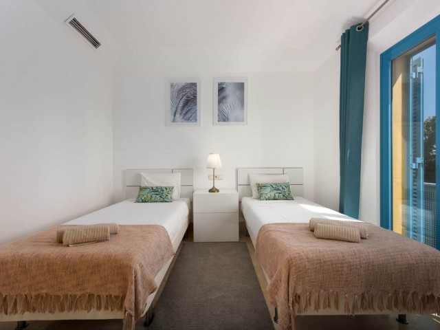 Apartamento con 3 Dormitorios  en Sotogrande Marina