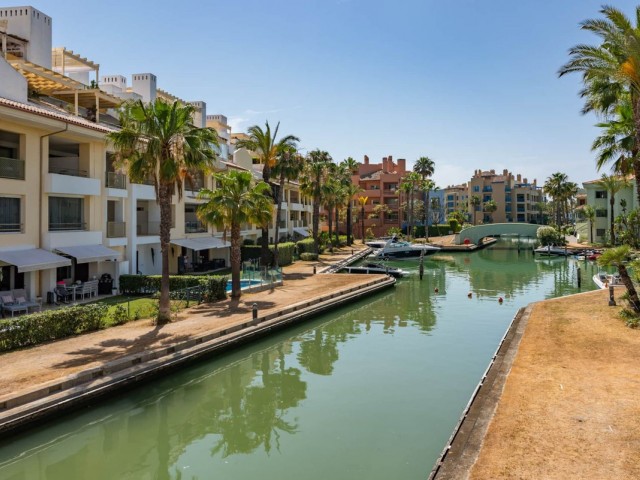 Apartamento con 3 Dormitorios  en Sotogrande Marina