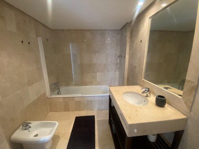 Ático con 2 Dormitorios  en El Presidente