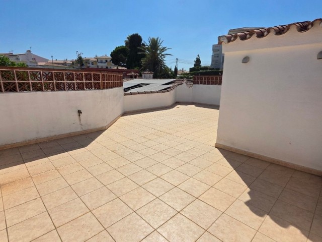 Villa, El Faro, R5437600