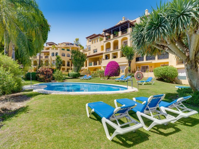 Apartamento, Guadalmina Alta, R5438797