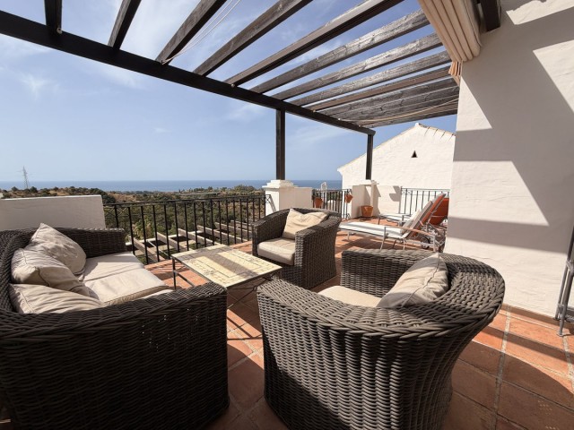 2 Bedrooms Apartment in Los Monteros