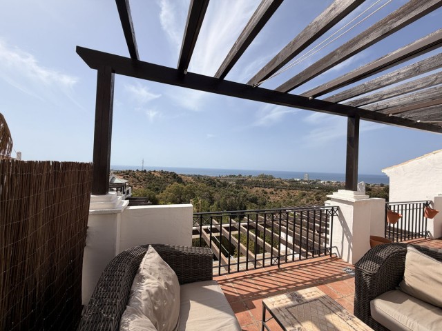 2 Bedrooms Apartment in Los Monteros