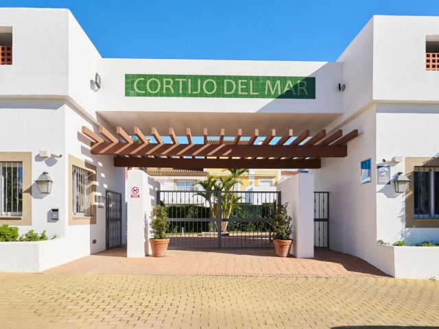 2 Bedrooms Apartment in Estepona