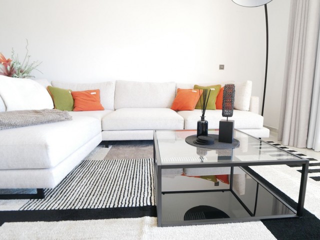 Apartment, Cabopino, R5441245