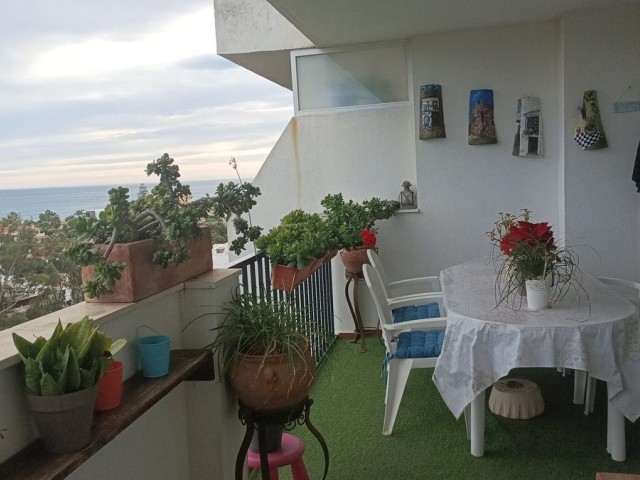 Apartamento con 3 Dormitorios  en Miraflores