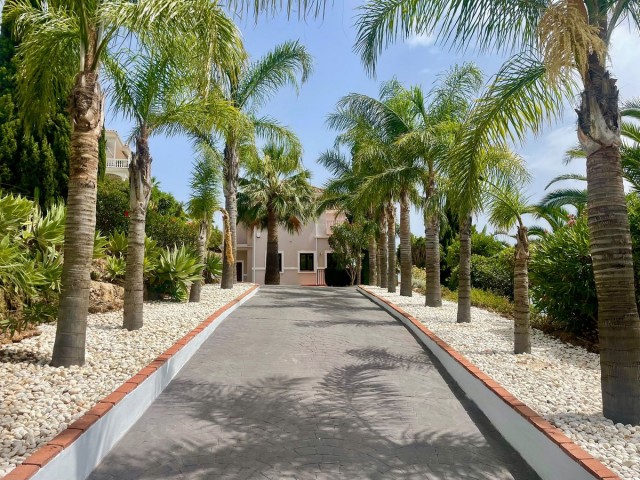 Villa con 3 Dormitorios  en Valtocado
