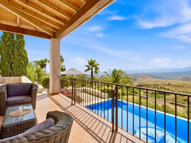 Villa, Valtocado, R5441932