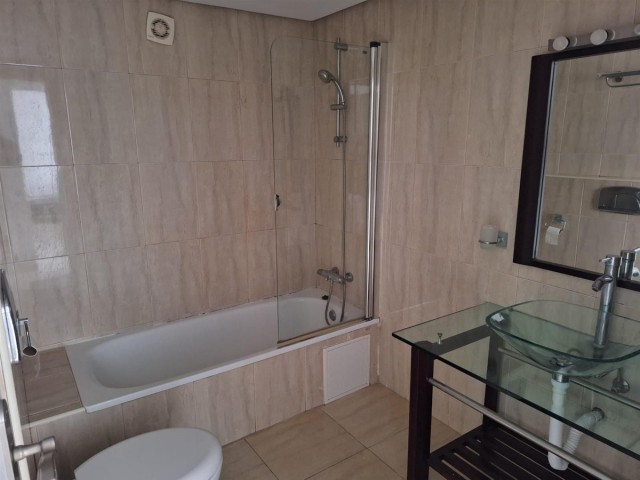 Penthouse in La Duquesa