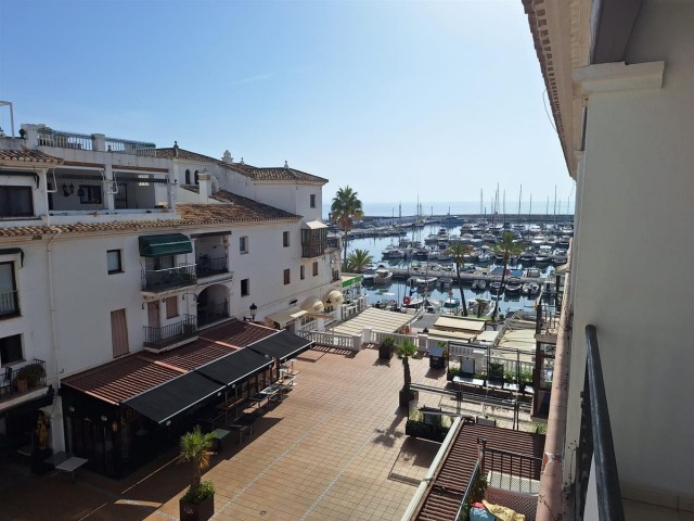 Penthouse in La Duquesa
