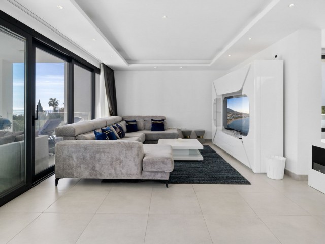 Villa con 6 Dormitorios  en Torremuelle