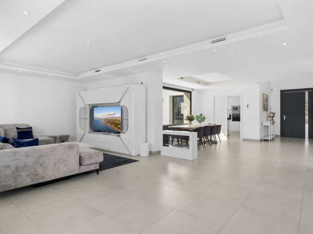 Villa con 6 Dormitorios  en Torremuelle