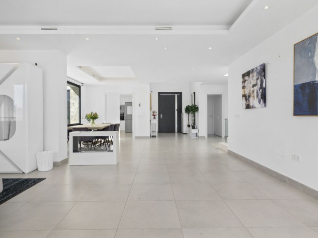 Villa con 6 Dormitorios  en Torremuelle