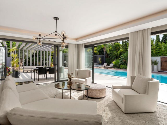 Villa, Las Brisas, R5419525