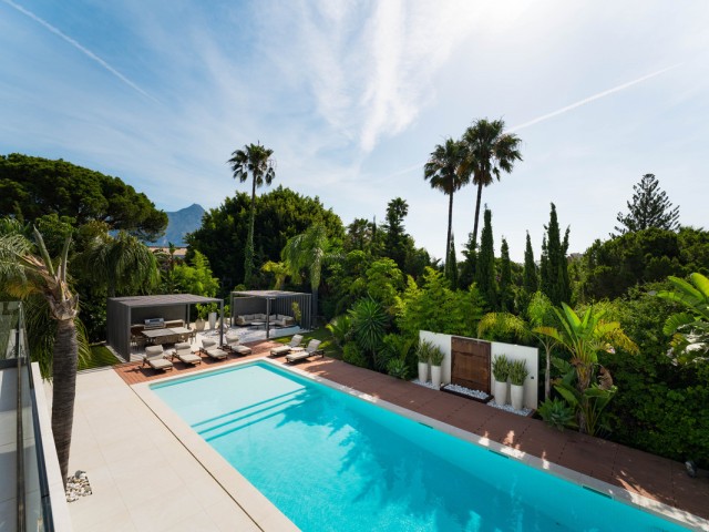 4 Soveroms Villa i Las Brisas