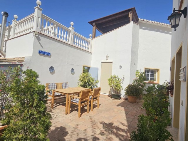 Villa avec 3 Chambres  à Valtocado