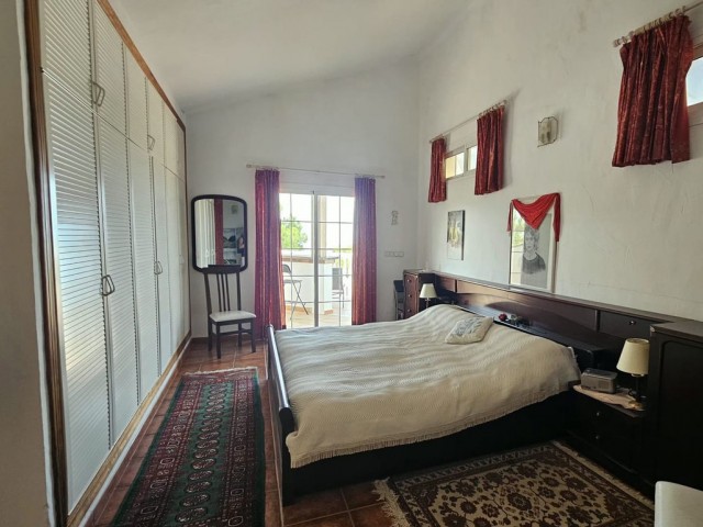 Villa avec 3 Chambres  à Valtocado