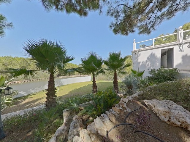 Villa avec 3 Chambres  à Valtocado