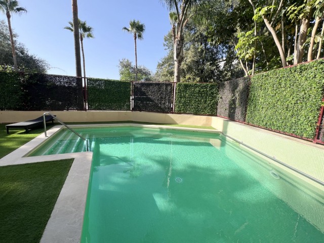 Apartamento con 2 Dormitorios  en Sotogrande