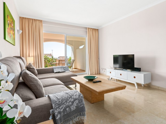 Apartment, Benahavis, R5442313