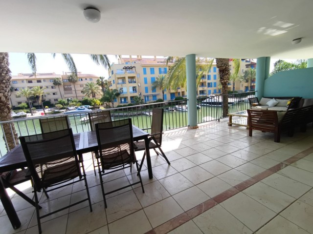 Apartamento, Sotogrande Marina, R5440585
