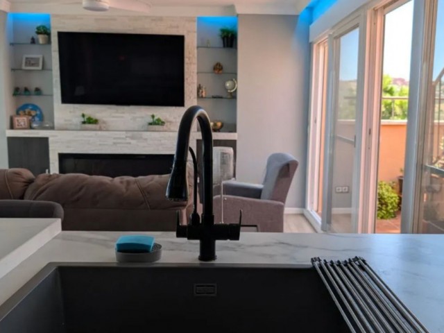 Apartamento con 2 Dormitorios  en Casares