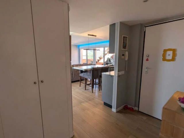 Apartamento con 2 Dormitorios  en Casares