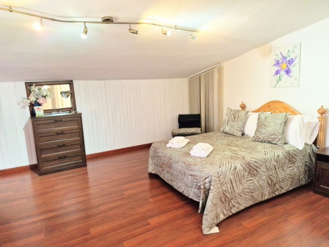 4 Makuuhuoneen Huoneisto La Carihuela