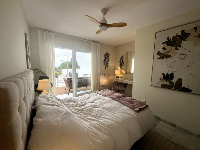 Apartment, El Paraiso, R5444932