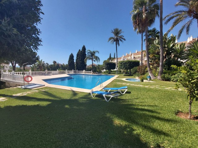 2 Bedrooms Apartment in El Paraiso