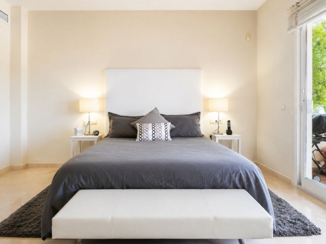 Apartment, Cabopino, R5446519