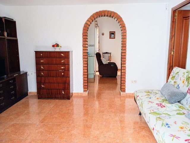Villa, Estepona, R5445280