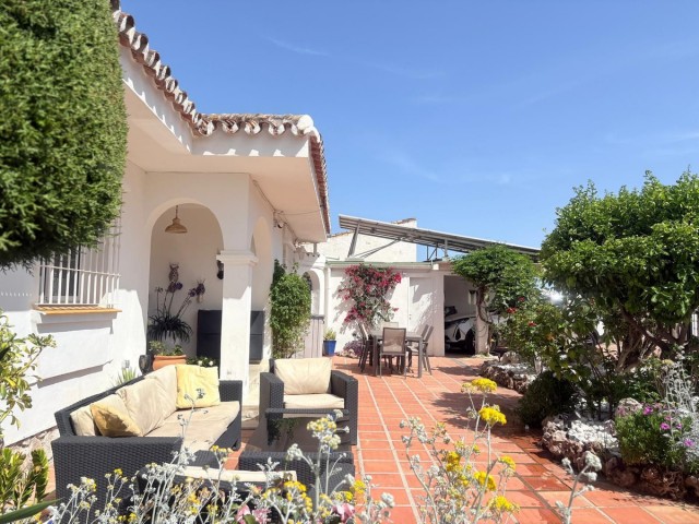 Villa, Cerros del Aguila, R5432398