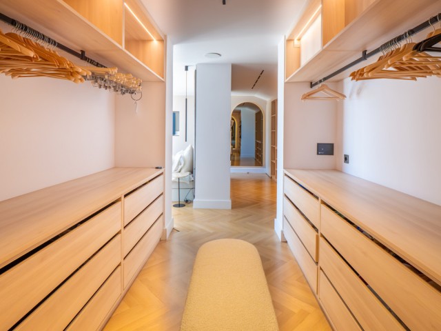 Apartamento con 3 Dormitorios  en Monte Halcones
