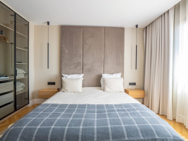Apartamento con 3 Dormitorios  en Monte Halcones