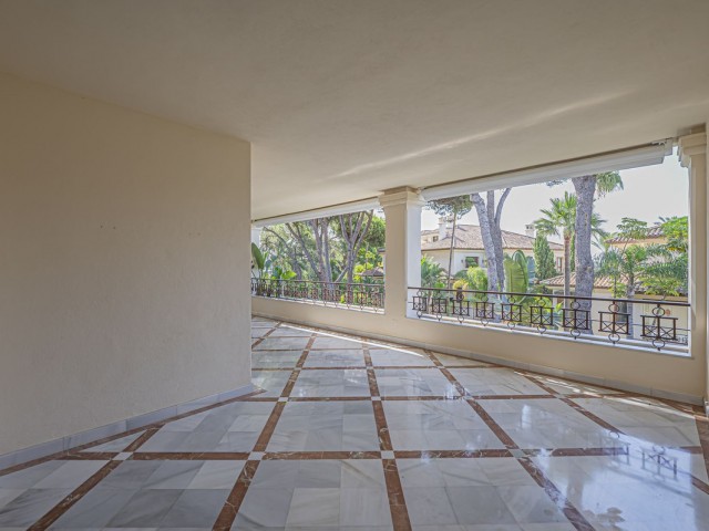 2 Bedrooms Apartment in Los Monteros