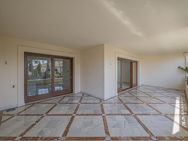 2 Bedrooms Apartment in Los Monteros