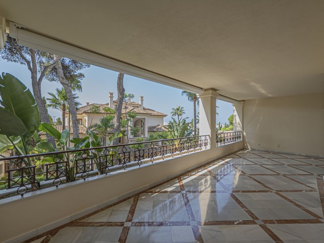 2 Bedrooms Apartment in Los Monteros