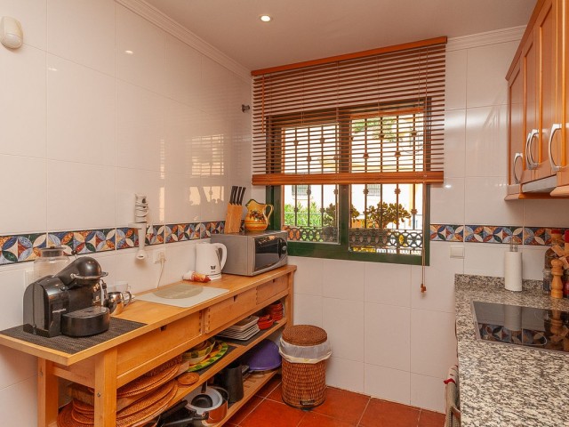 3 Bedrooms Apartment in Elviria