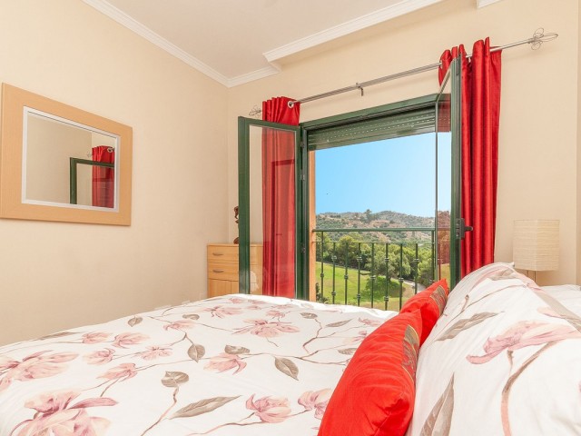 3 Bedrooms Apartment in Elviria