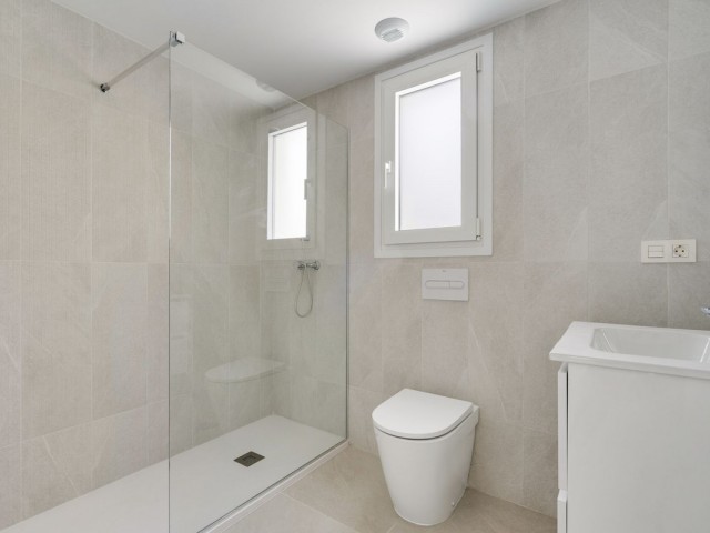 Apartamento con 3 Dormitorios  en La Cala de Mijas
