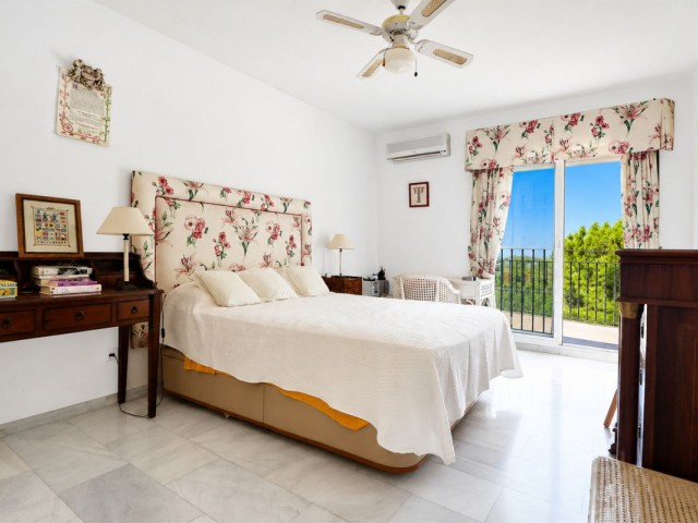 5 Slaapkamer Rijtjeshuis in Puerto de Cabopino