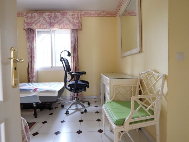 5 Slaapkamer Rijtjeshuis in Puerto de Cabopino